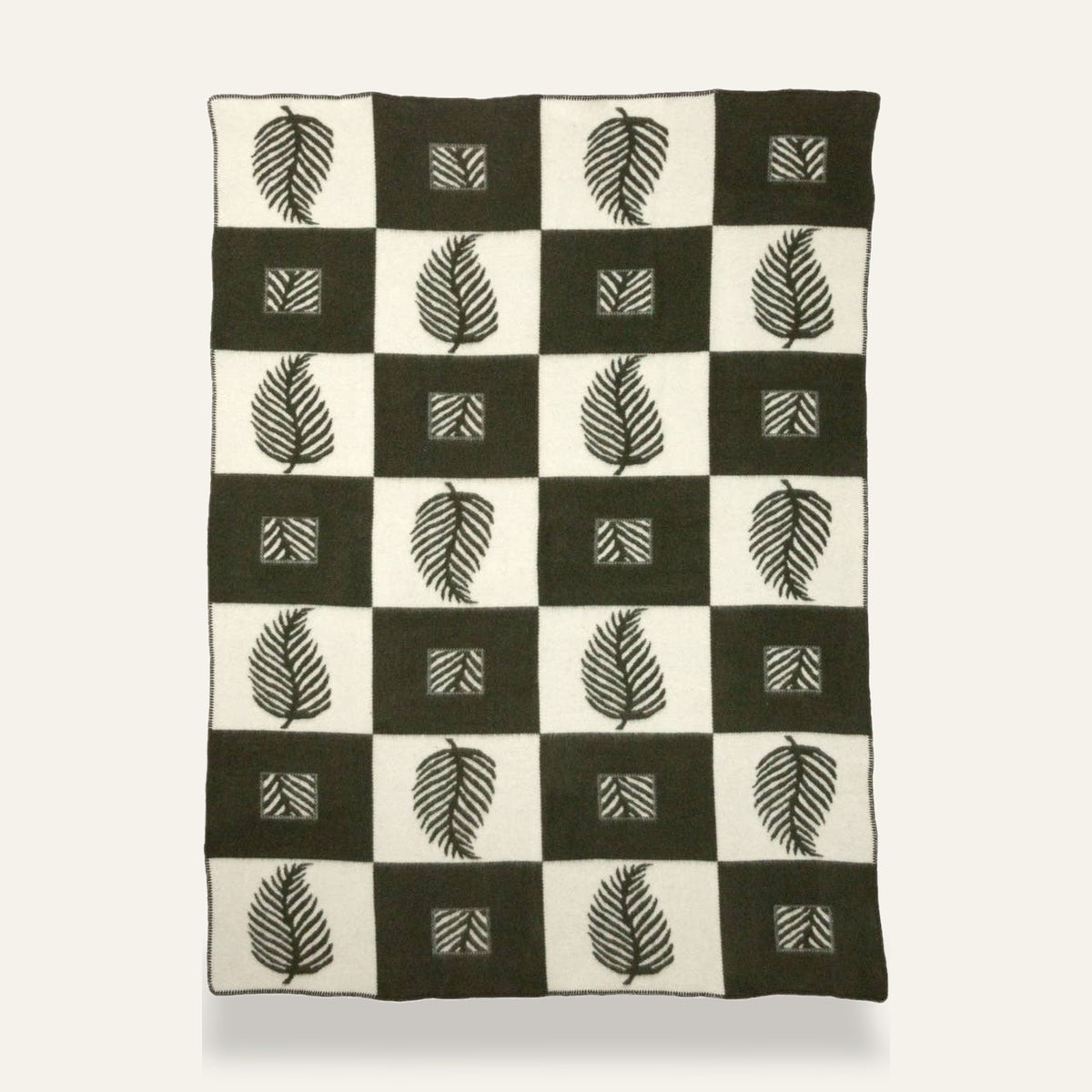 Grand plaid en laine mérinos LEAF – photo 5
