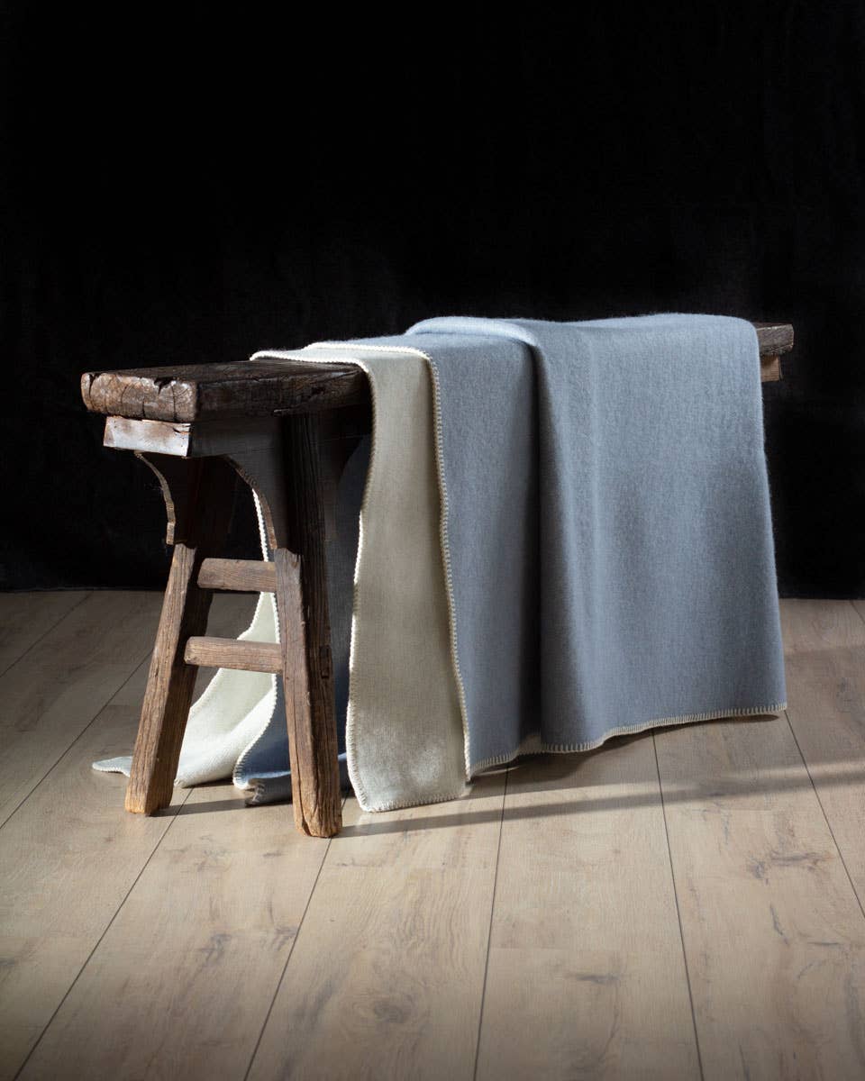 Grand plaid en laine BLUE FOG – photo 3