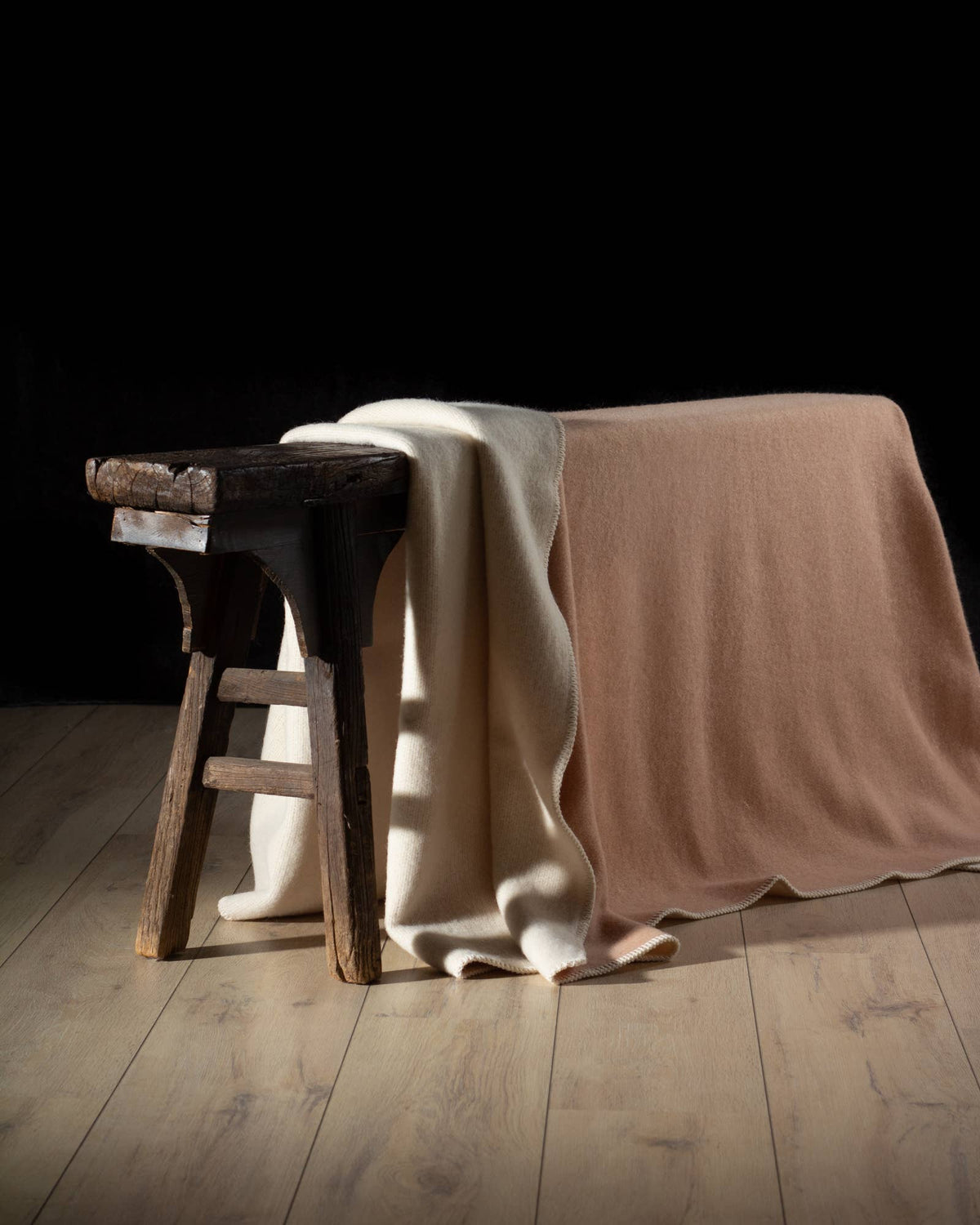 Grand plaid en laine CUBAN SAND – photo 3