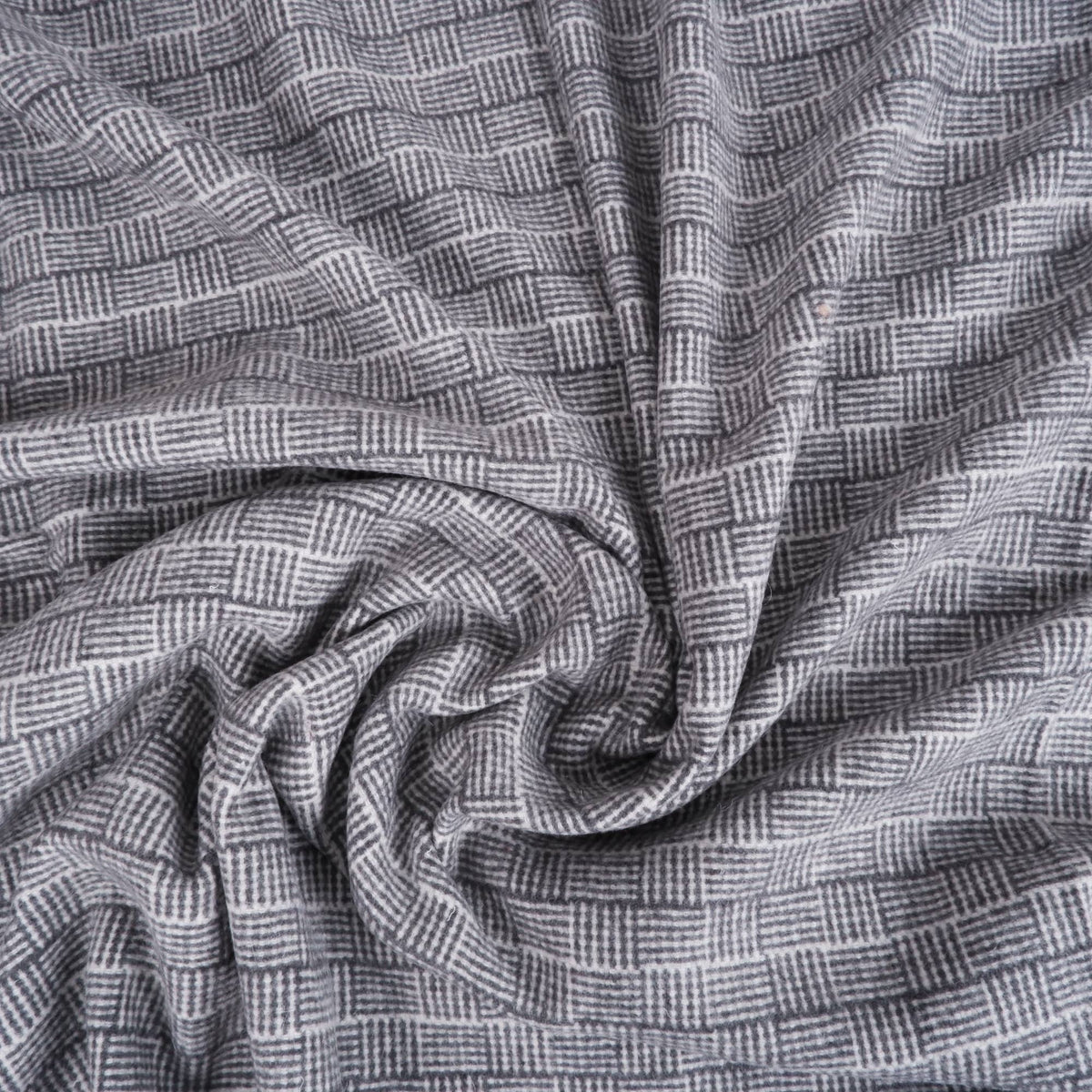 Plaid en laine mérinos NET – détail du tissage (photo 3)